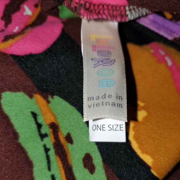 ʕ·ᴥ·ʔ NWT Macaroons print LuLaRoe Leggings size OS - Picture 2 of 2